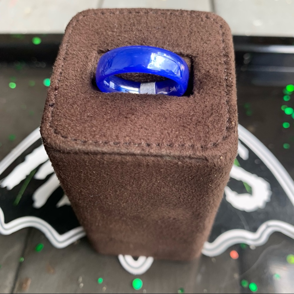 Imitation dark blue jade medium width band ring